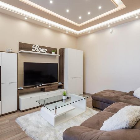 Bpr Pure Nature Designer Suite Budapest Exterior photo