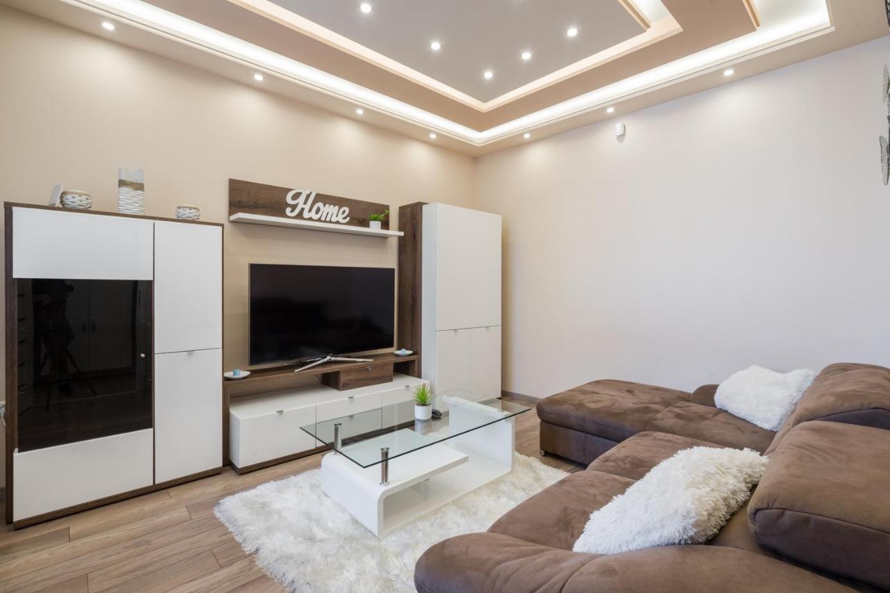 Bpr Pure Nature Designer Suite Budapest Exterior photo
